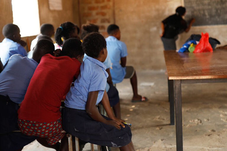 Building the Kabbila School together